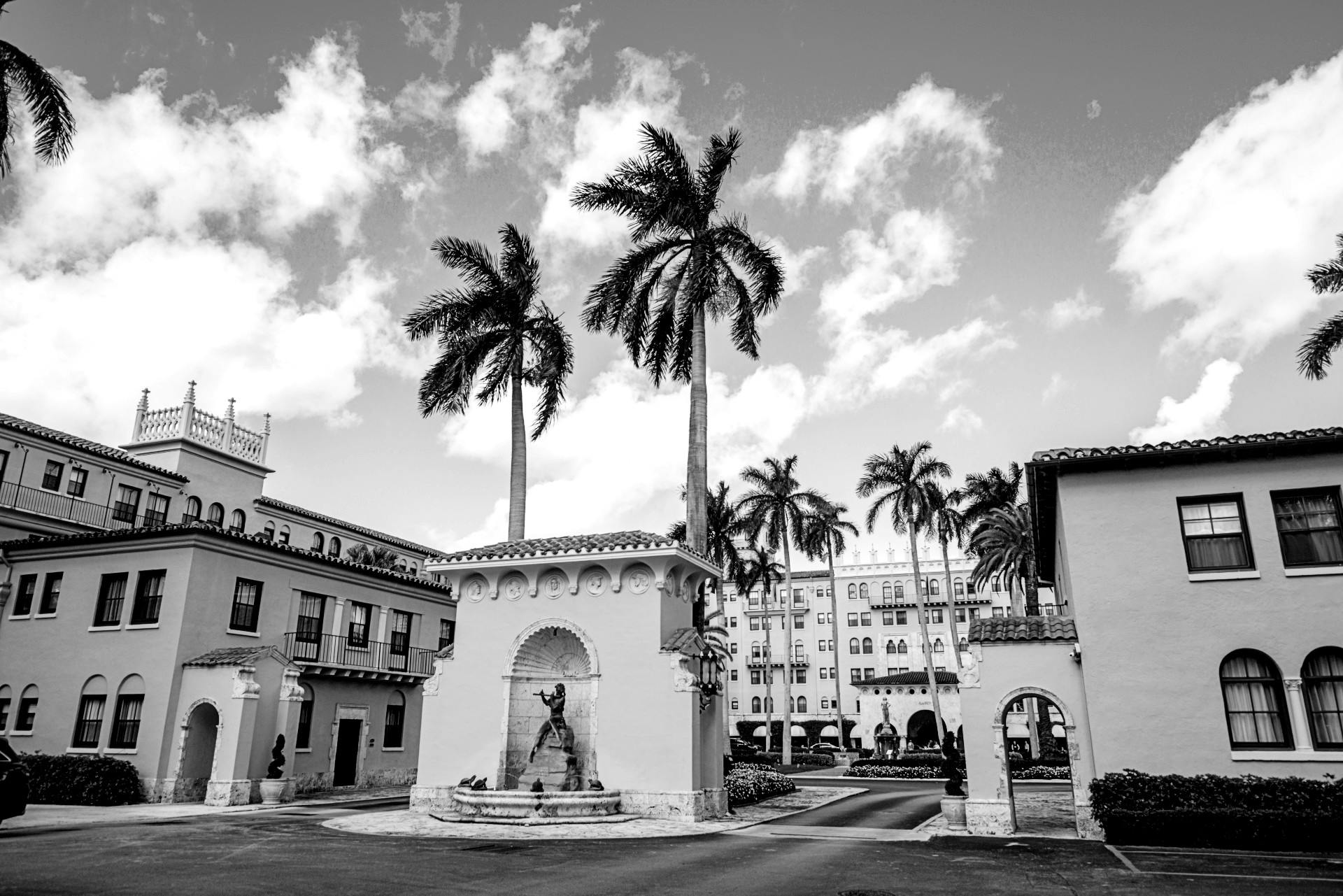 PreOwned Luxury Watches Online Buy, Sell, Trade Rolex Patek Panerai