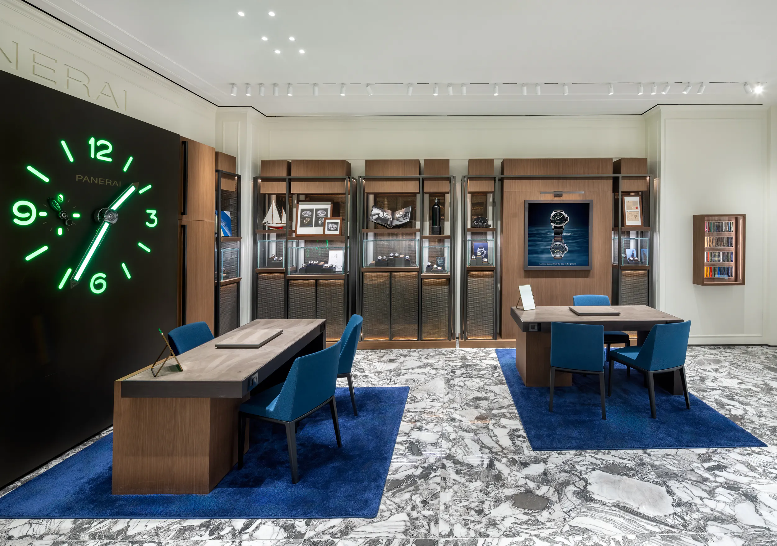 Panerai store entrance in Denver's Cherry Creek shopping mall featuring Luminor Panerai watch display and glass doors
